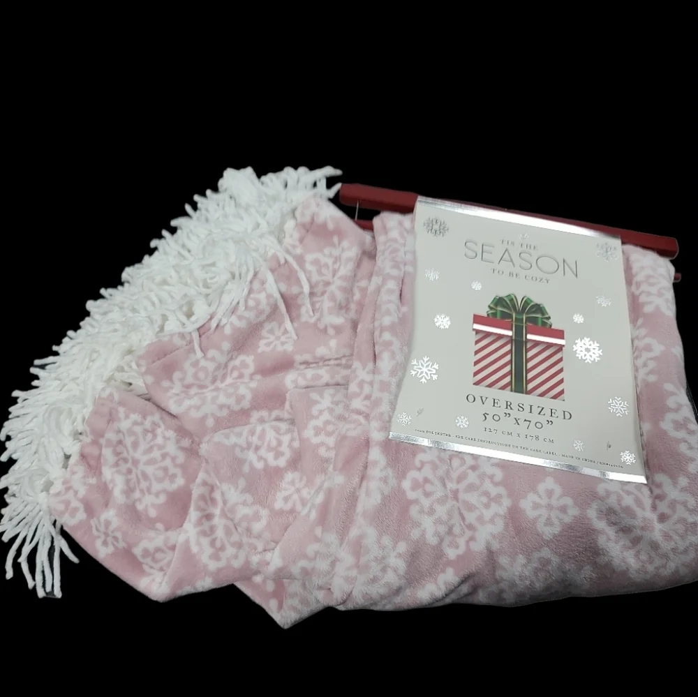 Soft & Cozy Oversized Pink White Fleece Snowflake Tassel Throw Blanket Decor New